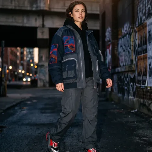 Sporty Light Bomber Jacket
